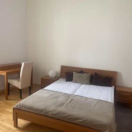Apartman Pistacia Priame Centrum Bb Banská Bystrica Buitenkant foto