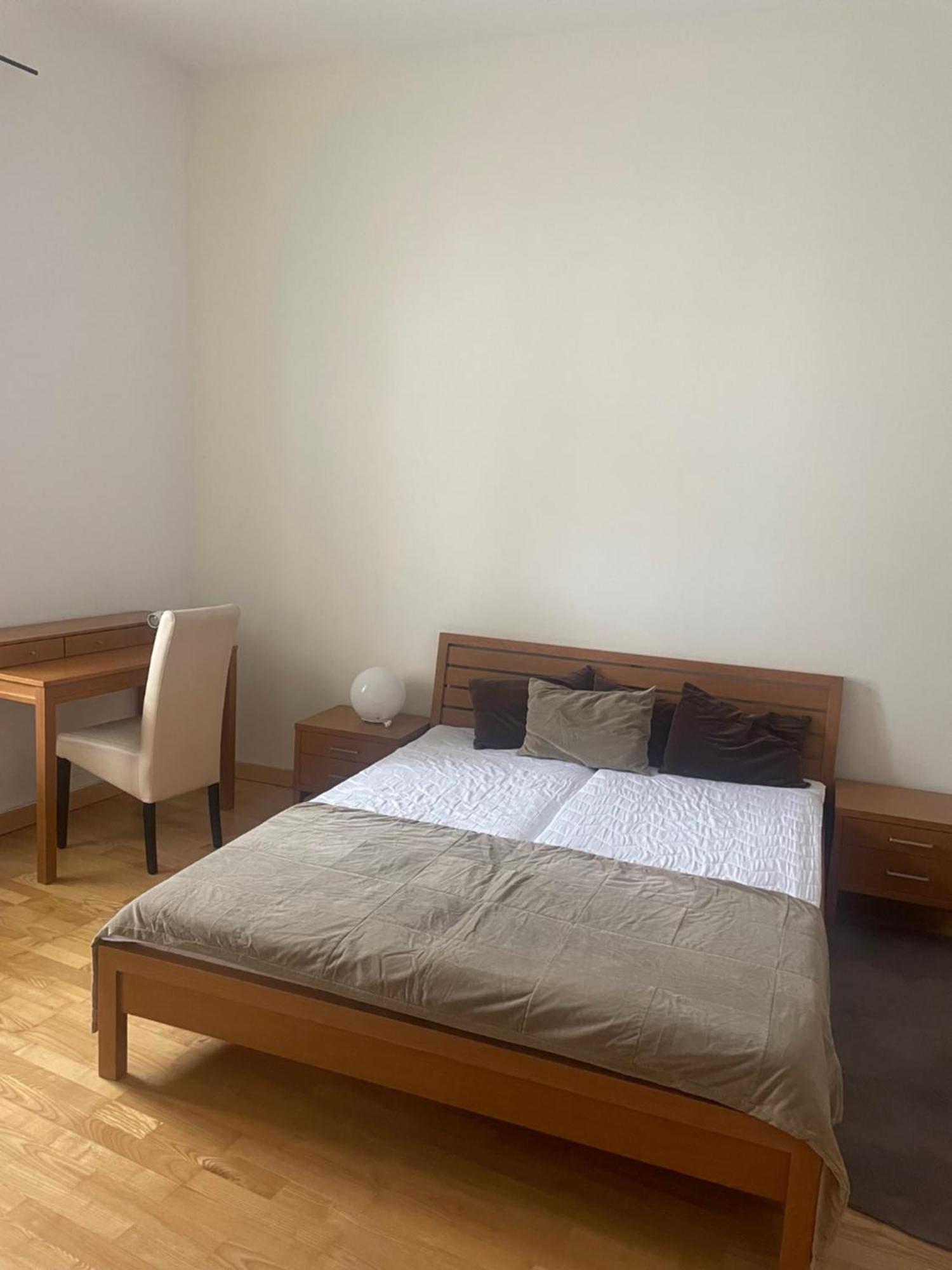 Apartman Pistacia Priame Centrum Bb Banská Bystrica Buitenkant foto